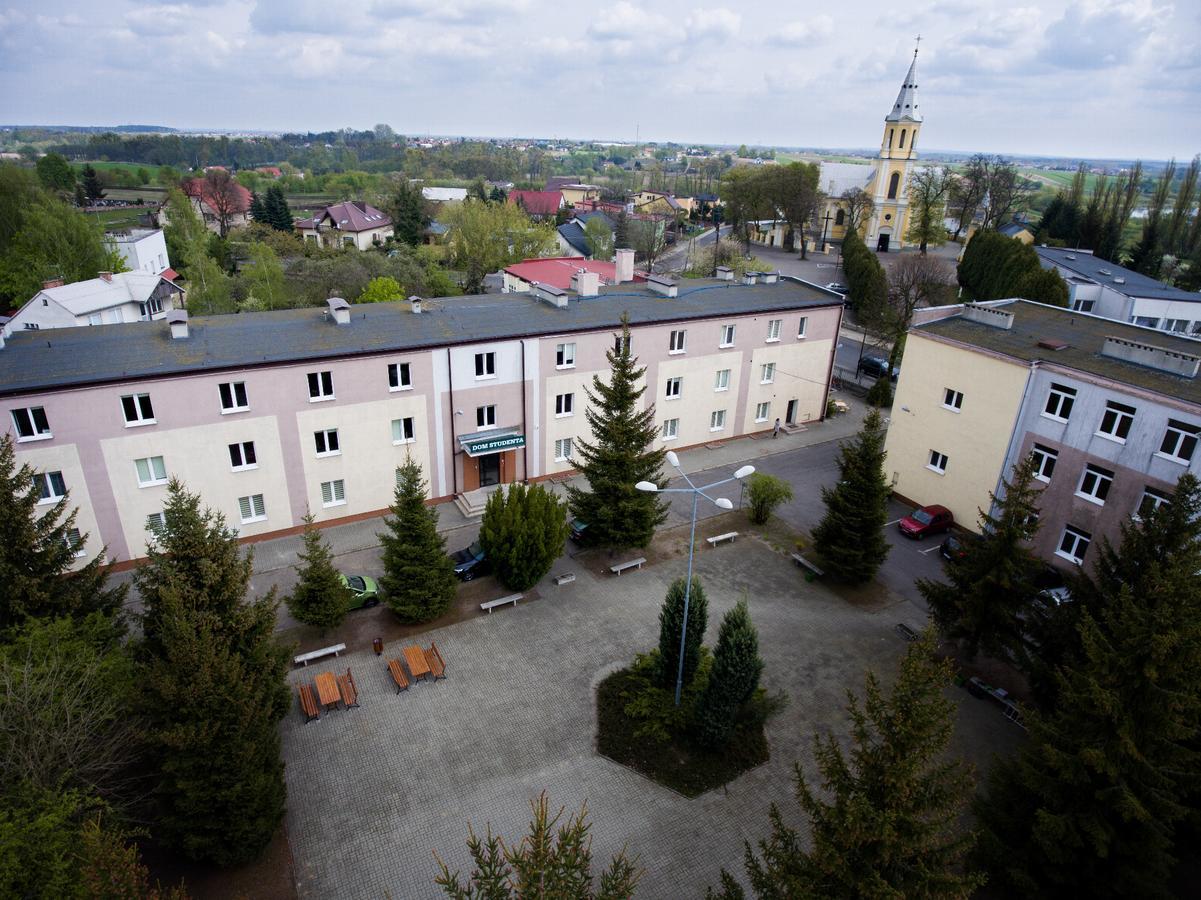 Dom Studenta Nr 1 Ans W Koninie Vandrarhem Konin  Exteriör bild